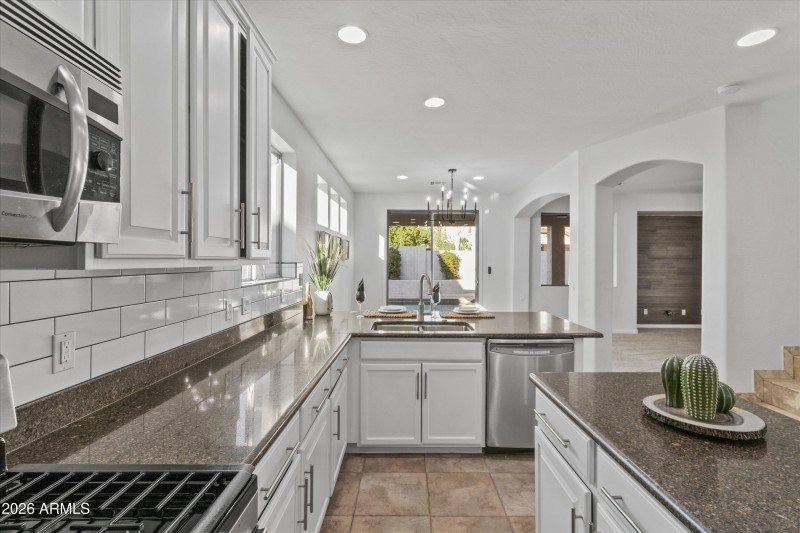 Kitchen 4
