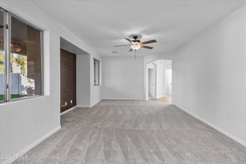 Family room 3