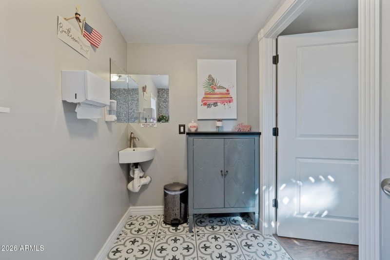 089-Bathroom #1