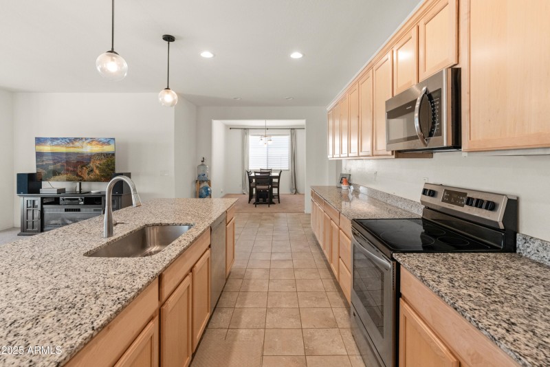 24580 N 144th Ave-20