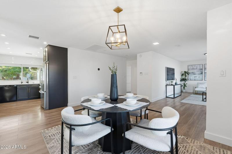 Dining, Living & Open Concept