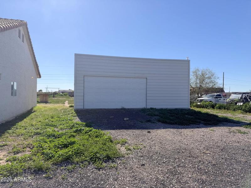 Detached Garage