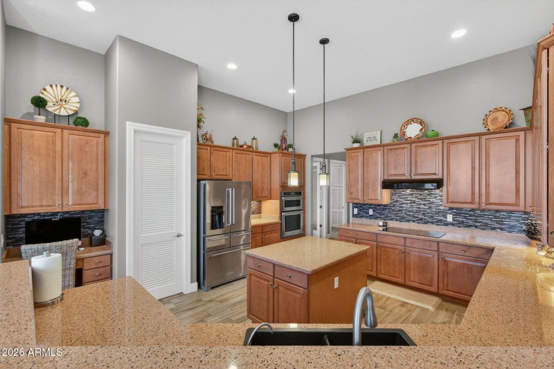 Kitchen with 42" Cabinets