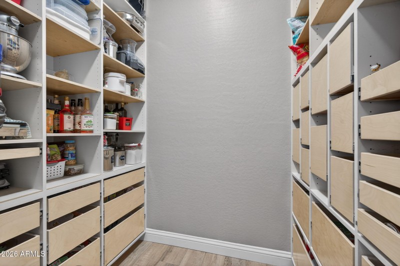 Walk-in Pantry