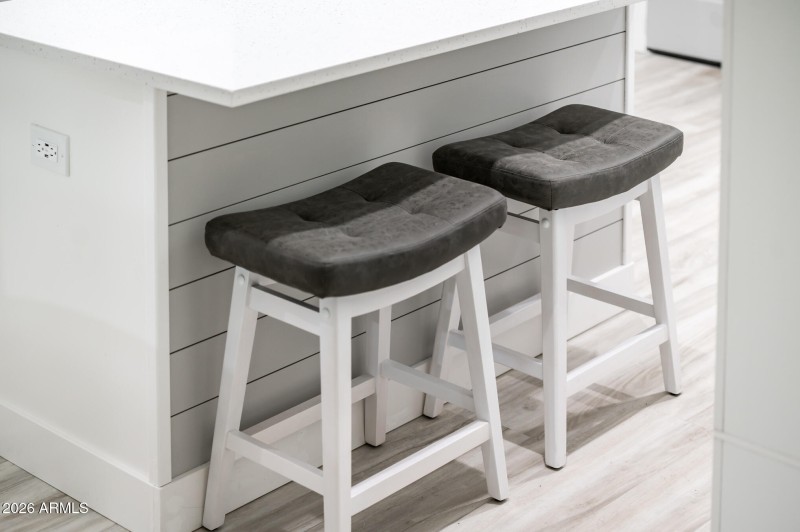 Island that also serves as Breakfast Bar