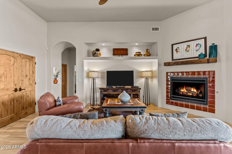 14-web-or-mls-DSC00607