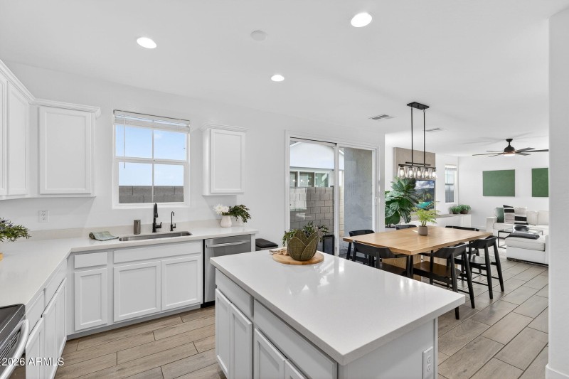 10-web-or-mls-DSC00455