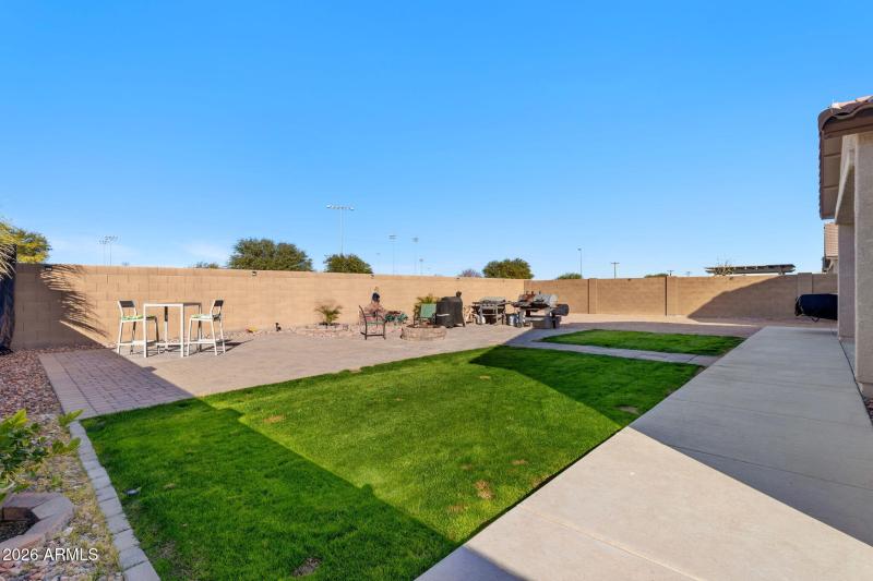 022__44124 W Palo Nuez St