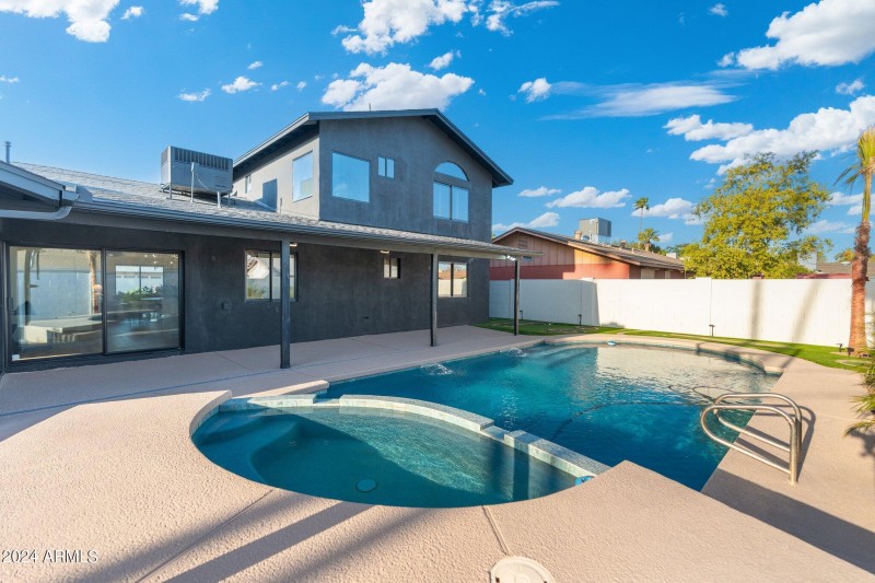 74-DSC05455-HDR-Edit