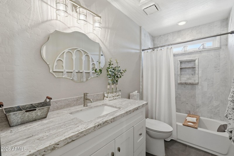 Upstairs Hall Bathroom