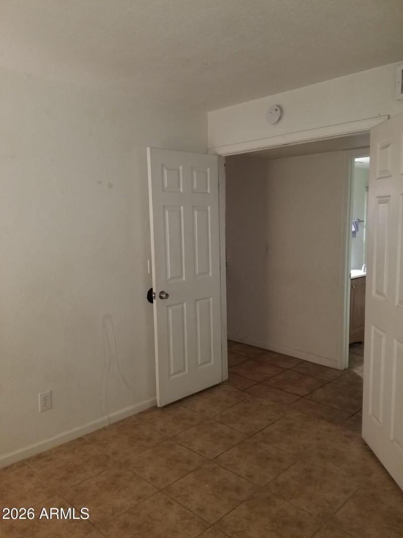 5236 W Peoria Ave 143