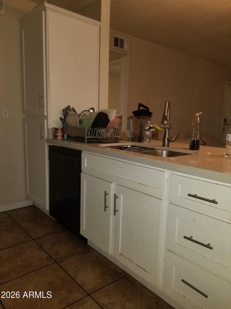 5236 W Peoria Ave 143