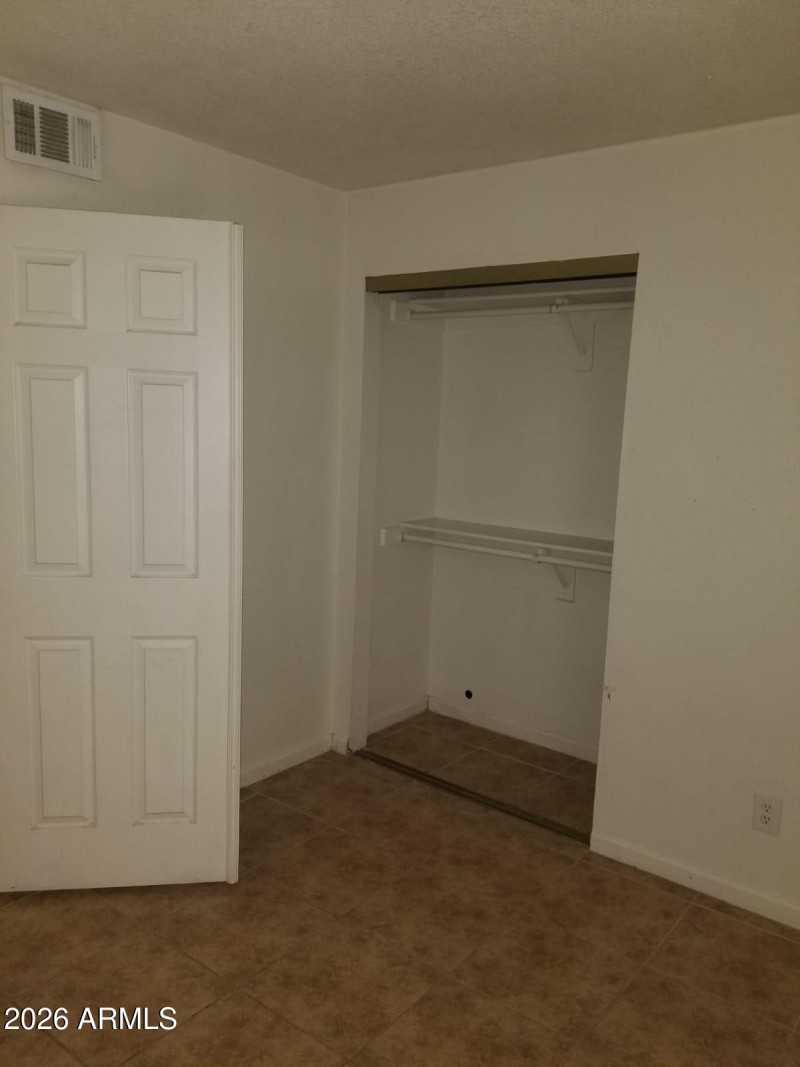 5236 W Peoria Ave 143