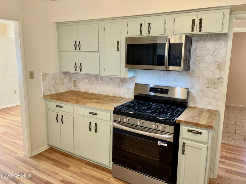 105 - Kitchen5 - Copy