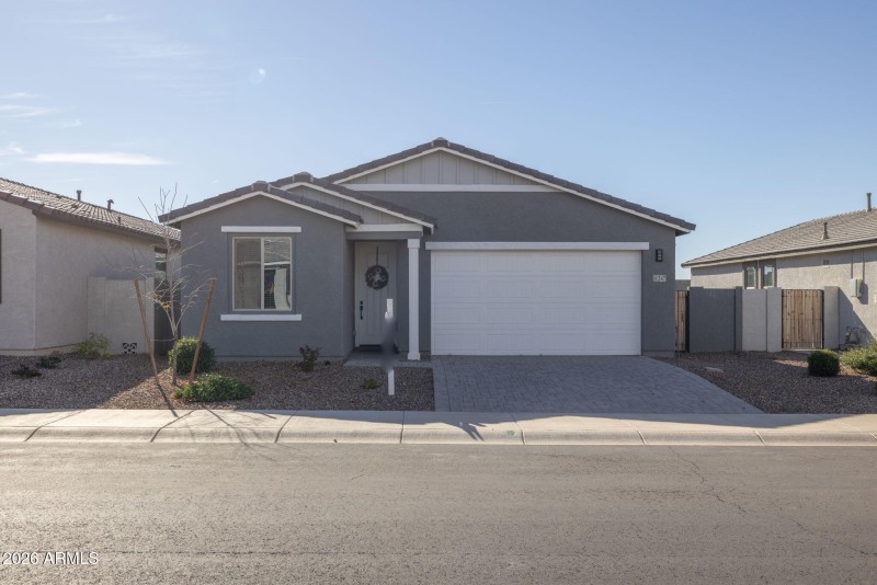 2-web-or-mls-11247 E Unger Ave, Mesa-1