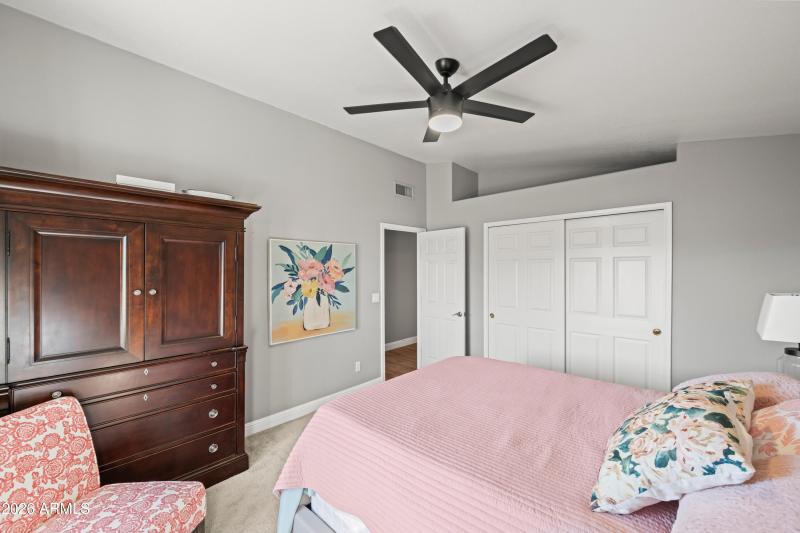 Guest Bedroom #4