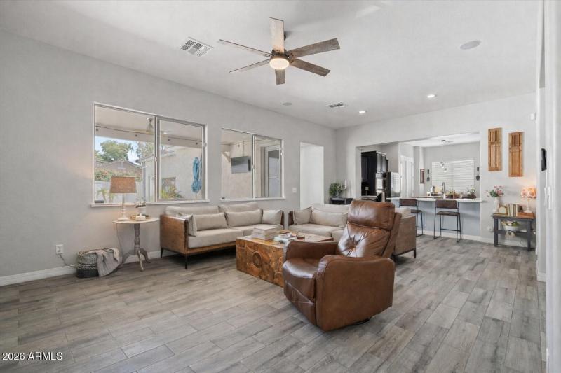 2885 N RILEY RD_Family Room