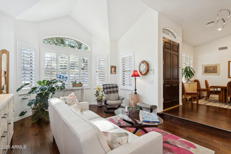 9-web-or-mls-13928-e-lupine-ave