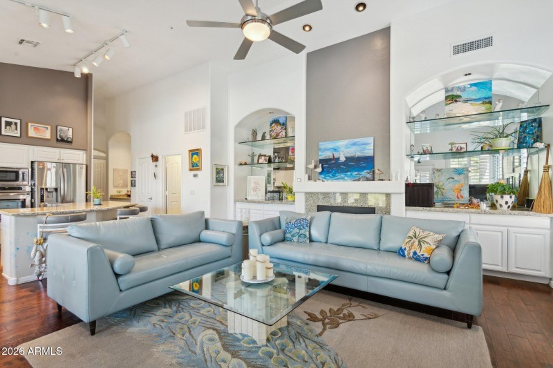 13-web-or-mls-13928-e-lupine-ave