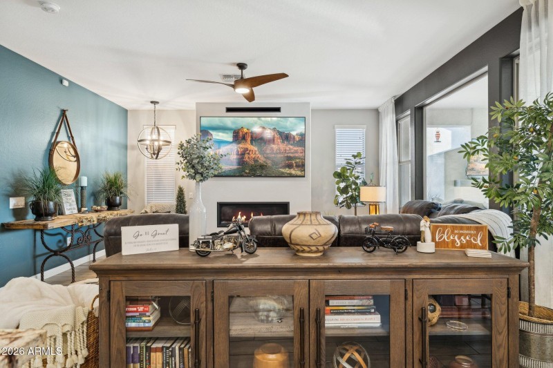 9-web-or-mls-20741-w-minnezona-ave