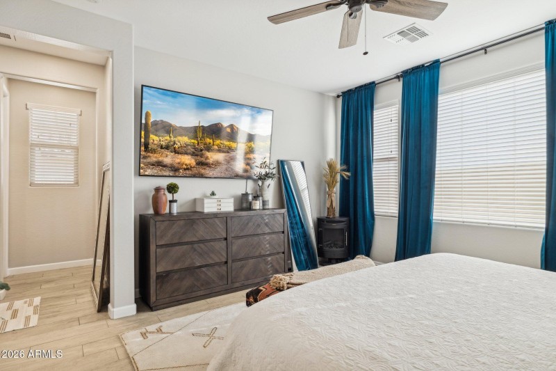 17-web-or-mls-20741-w-minnezona-ave