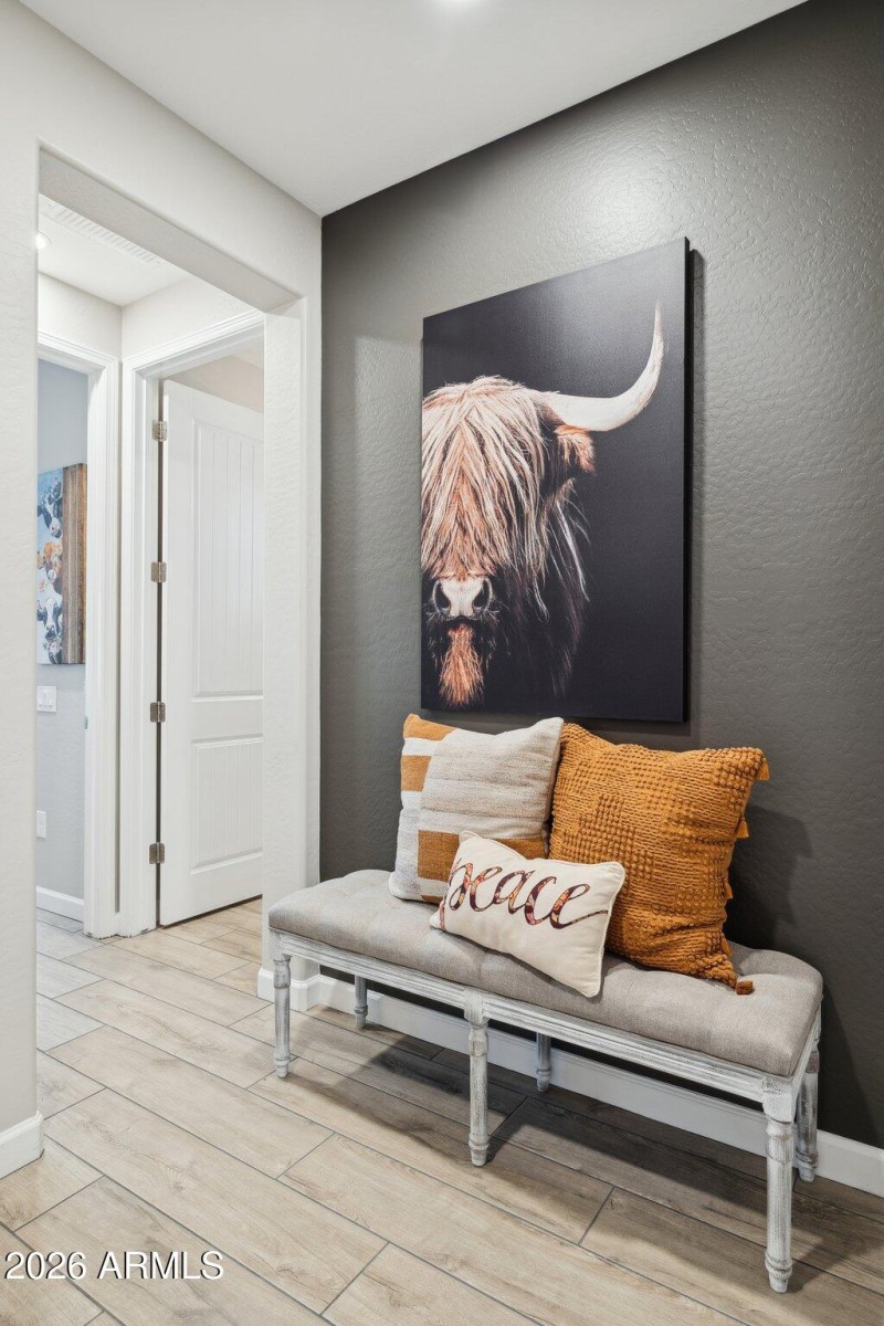 29-web-or-mls-20741-w-minnezona-ave