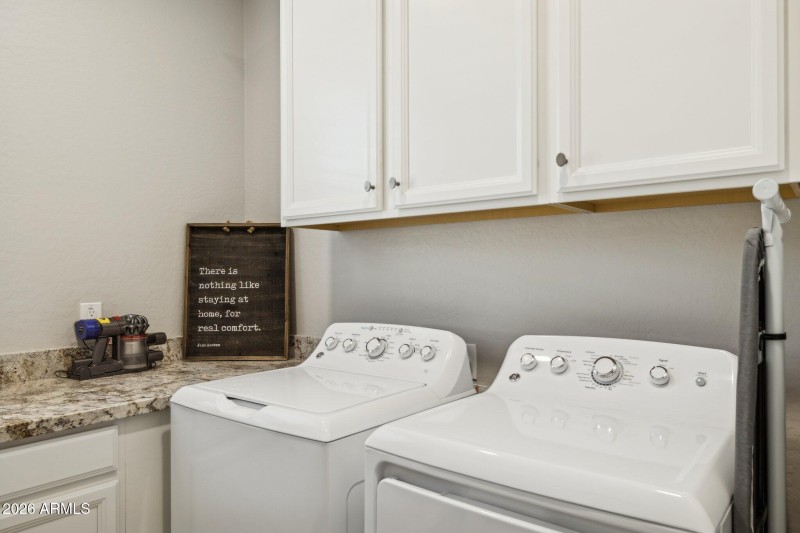 31-web-or-mls-20741-w-minnezona-ave