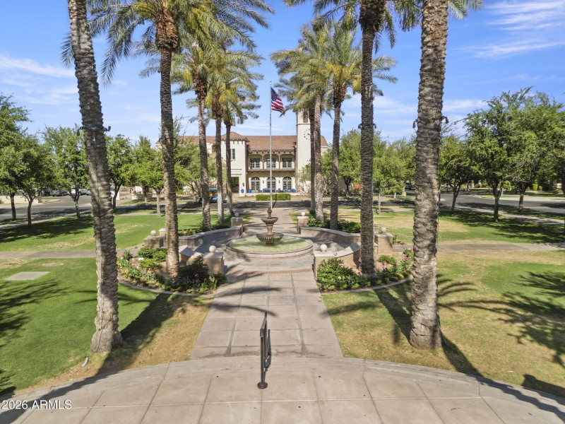 83-web-or-mls-20741-w-minnezona-ave