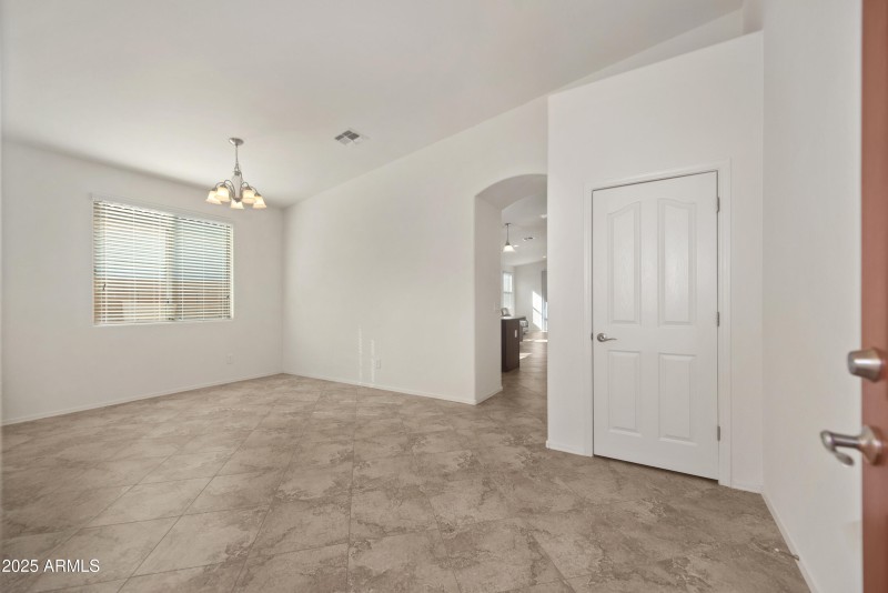 18222-E-la-Posada-Ct-6