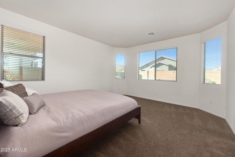 18222-E-la-Posada-Ct-25