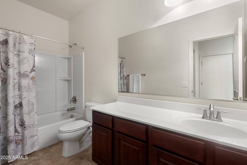 18222-E-la-Posada-Ct-19