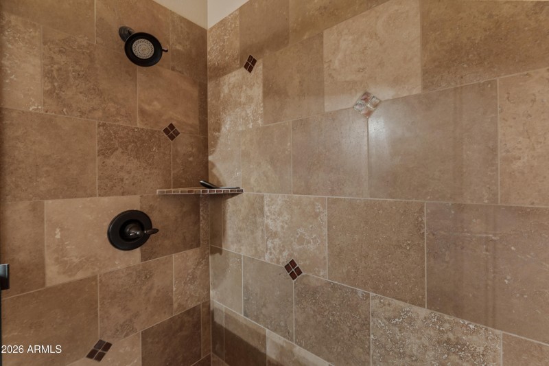 23-Bathroom 2 (2)