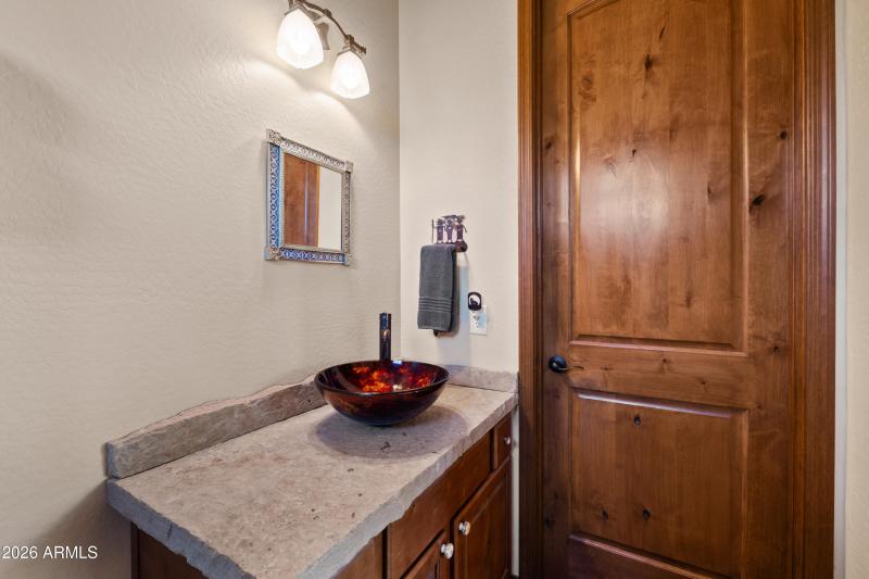 25-Bathroom 3 (1)