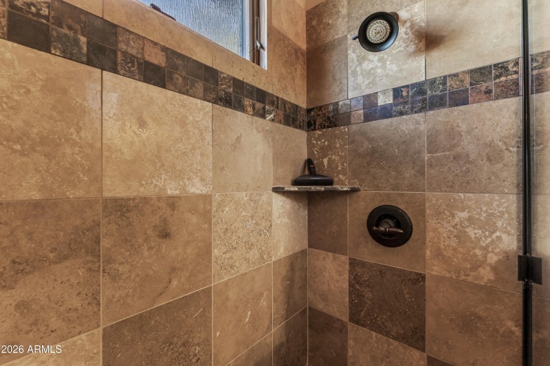 26-Bathroom 3 (2)