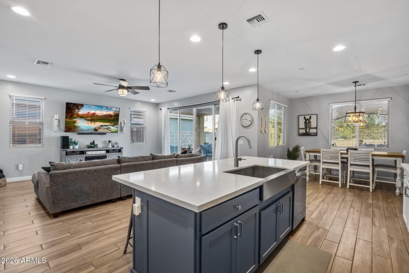 10 - Kitchen Family Dining