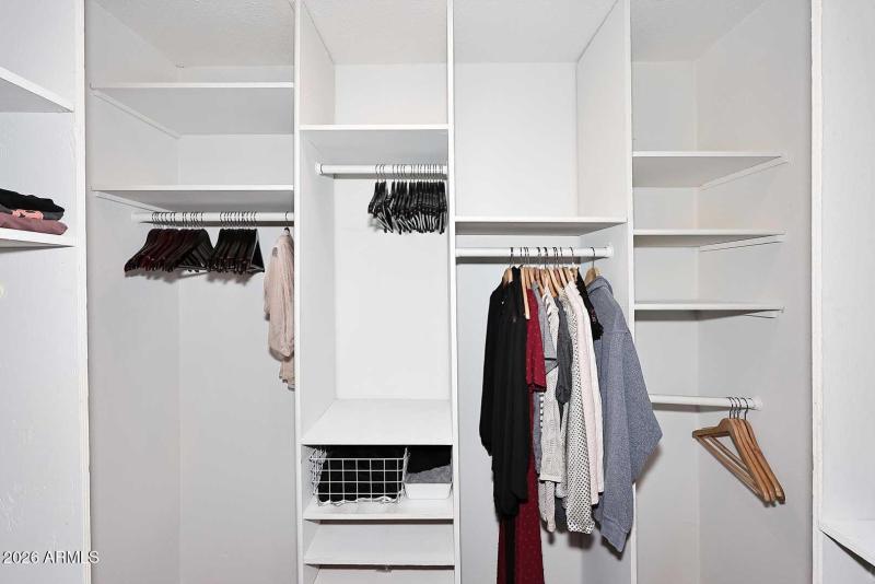 815 Primary Bath-Closet