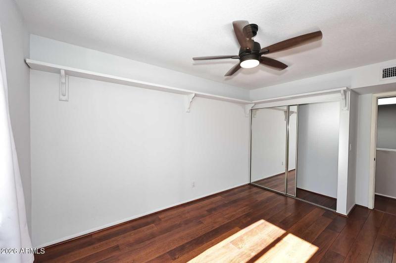 815 2nd Bedroom2 (1)