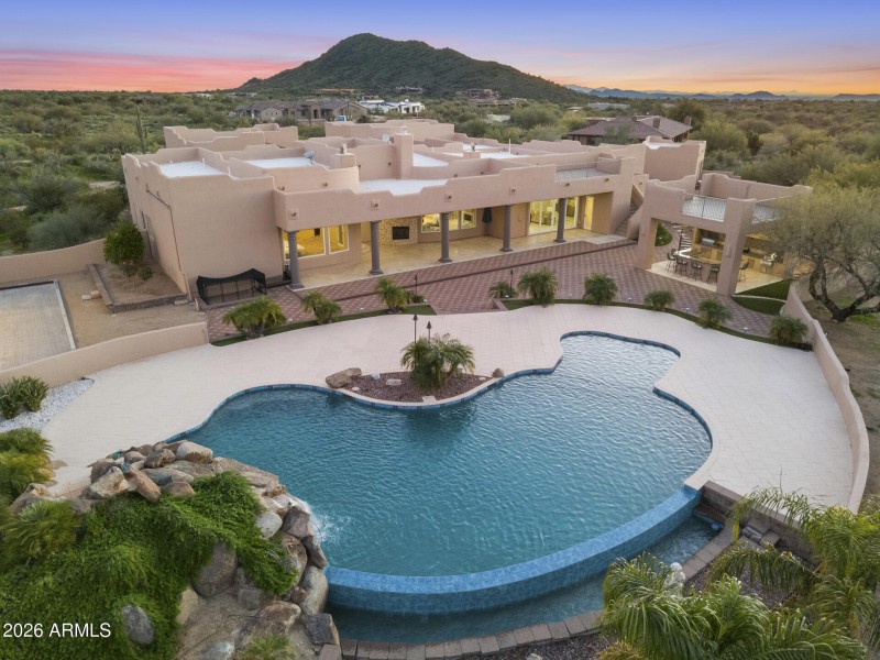 Elevated Desert Living