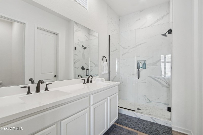 23-web-or-mls-W Montecito Ave-S1501-024