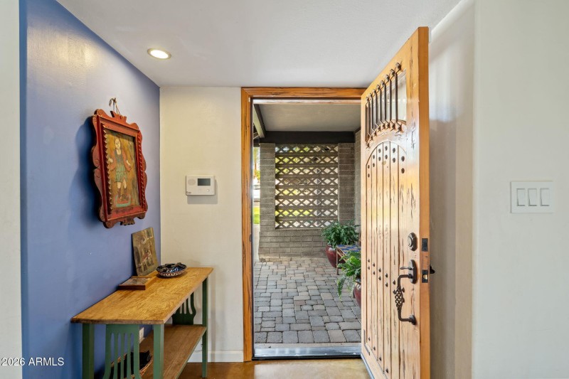 3215 E Missouri Ave, Phoenix 85018