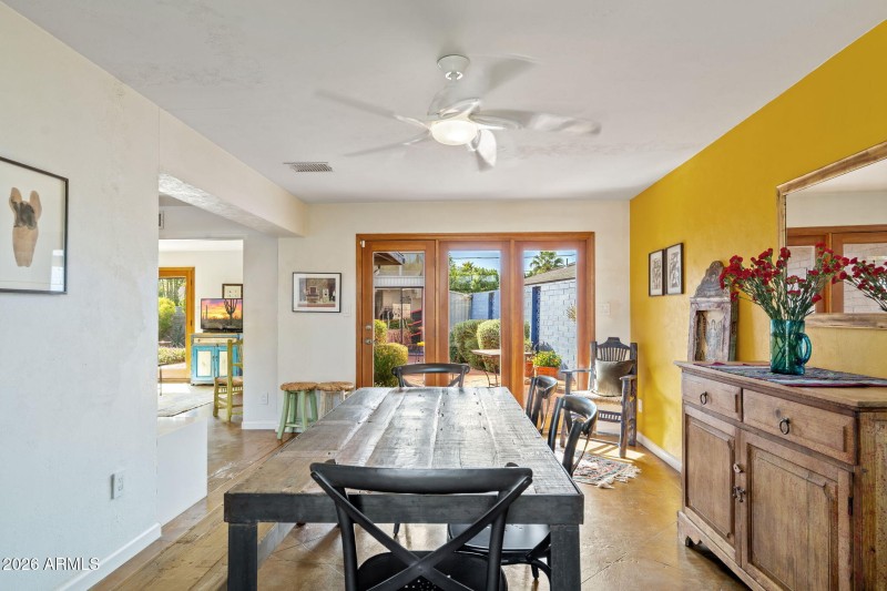 3215 E Missouri Ave, Phoenix 85018