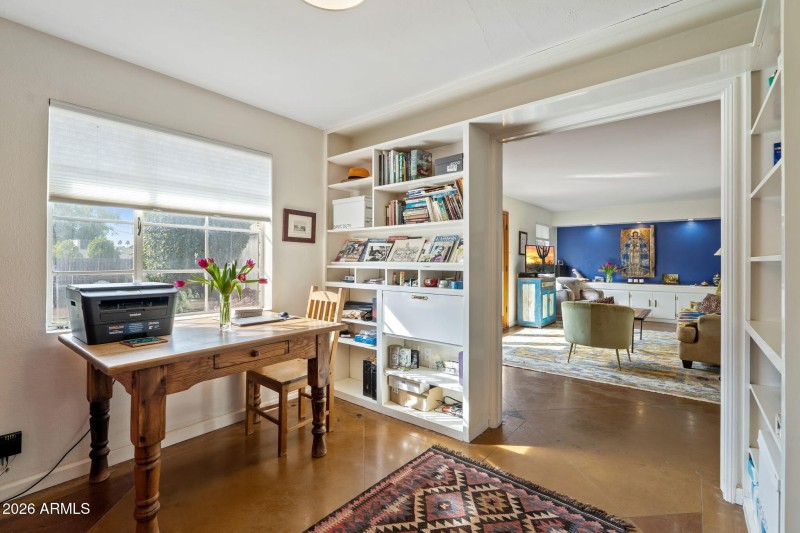 3215 E Missouri Ave, Phoenix 85018