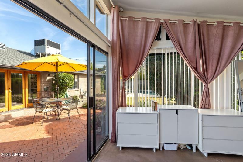 3215 E Missouri Ave, Phoenix 85018