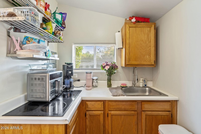 3215 E Missouri Ave, Phoenix 85018