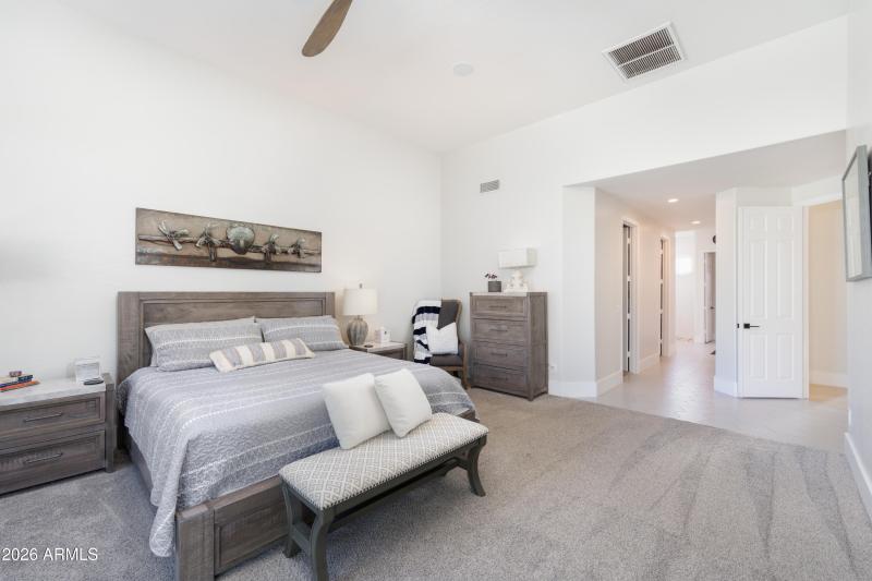 W Lynx Way (1782)-23