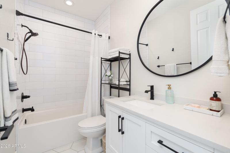 W Lynx Way (1782)-27