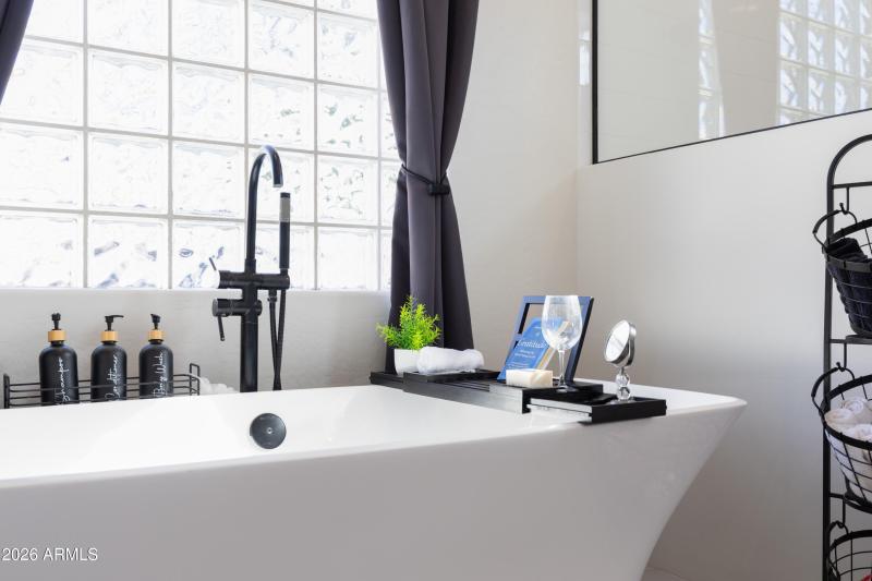 W Lynx Way (1782)-49