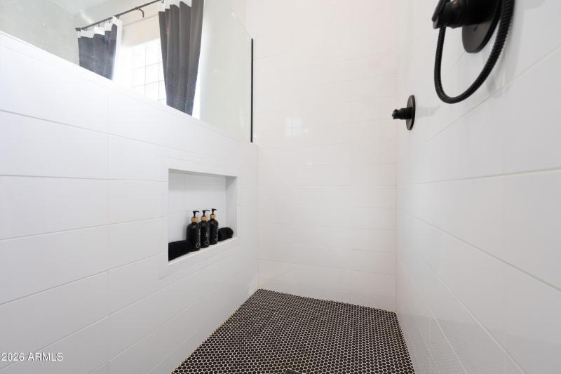 W Lynx Way (1782)-51