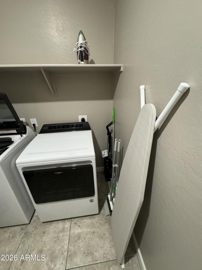 5657F4EC-B094-4619-BECB-D7BC30E2577D