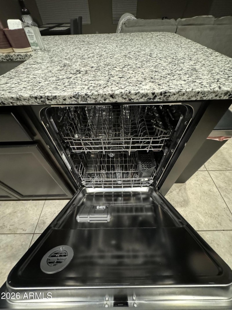 4A689625-1EBB-4B67-98CB-D3302F836015